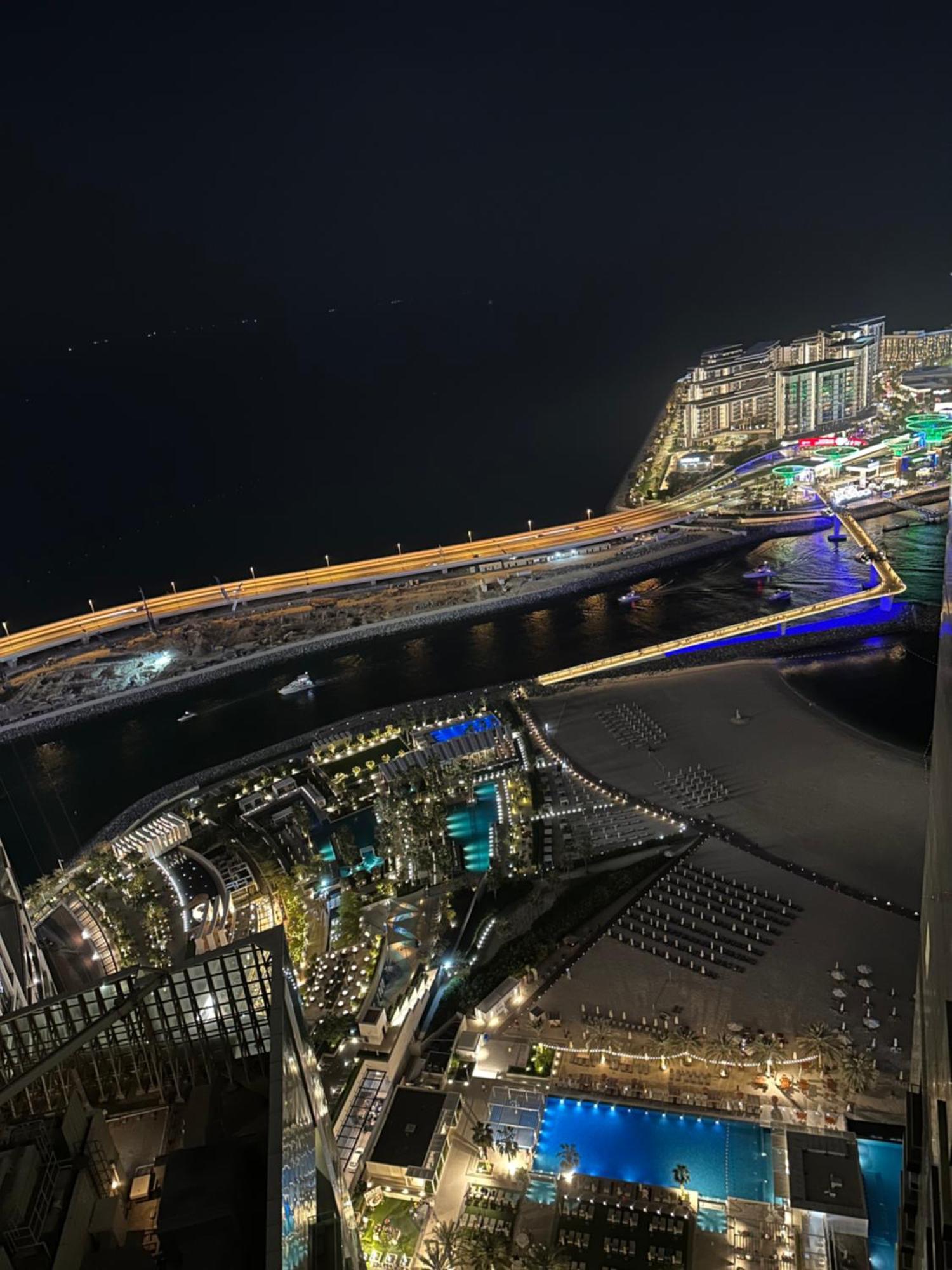 Stunning 5* 4Br-Oceanfront-Apartment Dubai Eksteriør bilde